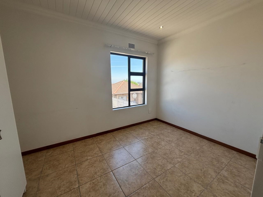 To Let 2 Bedroom Property for Rent in Hagley Western Cape